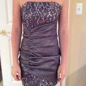 Girls sz. 4 - Jessica McClintock dress (worn once)
